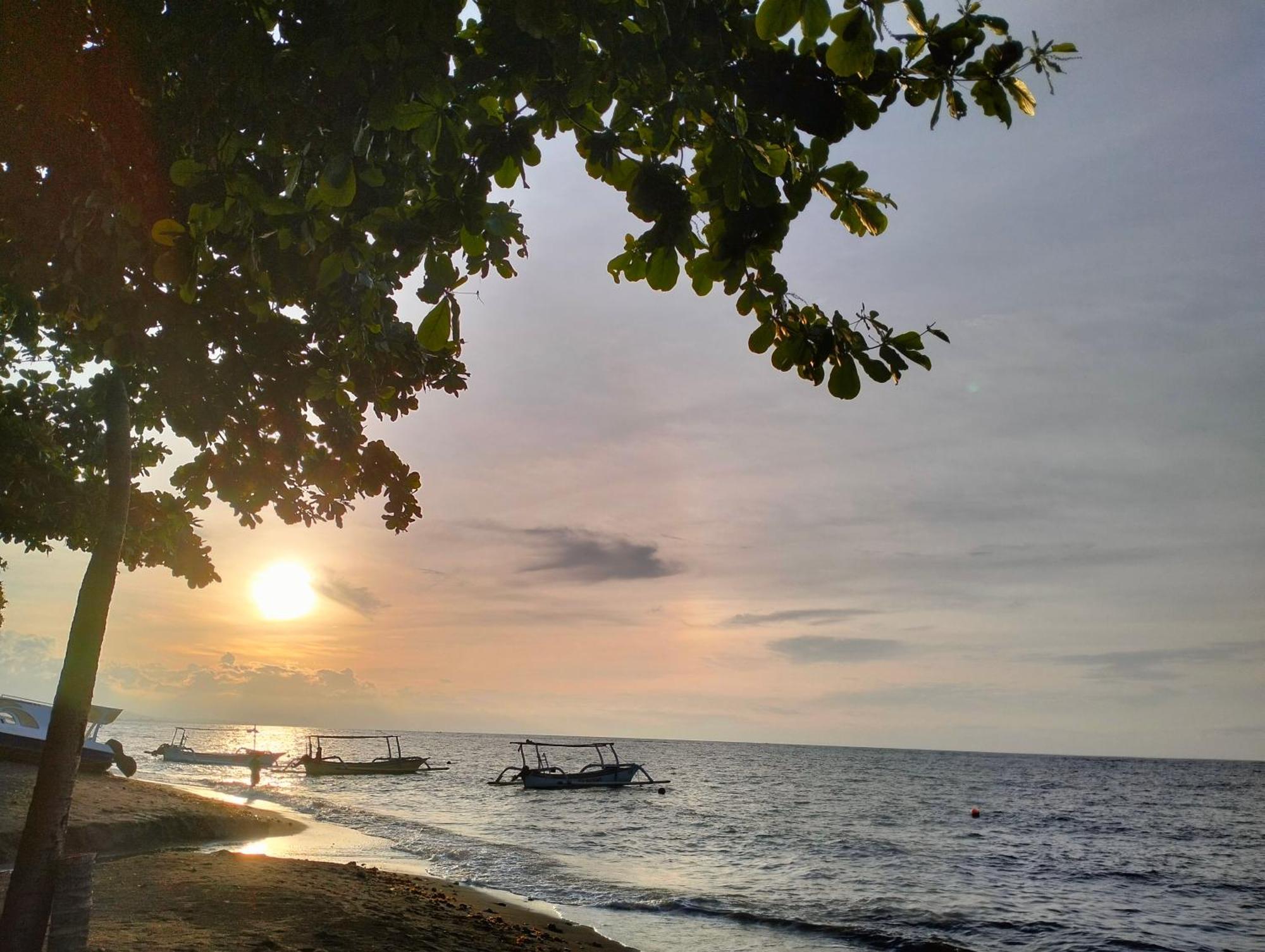 Kaia Lovina Guest House المظهر الخارجي الصورة